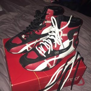 Red by marc ecko sneakers 7.5